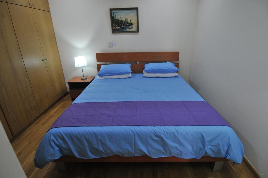 Ithaki Phinikoudes Apartment No. 202 라르나카 객실 사진